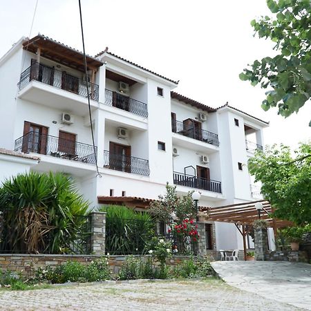 Alli Meria Hotel Defkalion מראה חיצוני תמונה