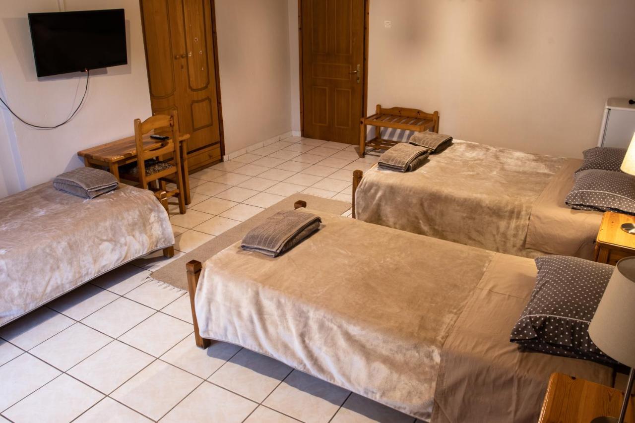 Alli Meria Hotel Defkalion מראה חיצוני תמונה