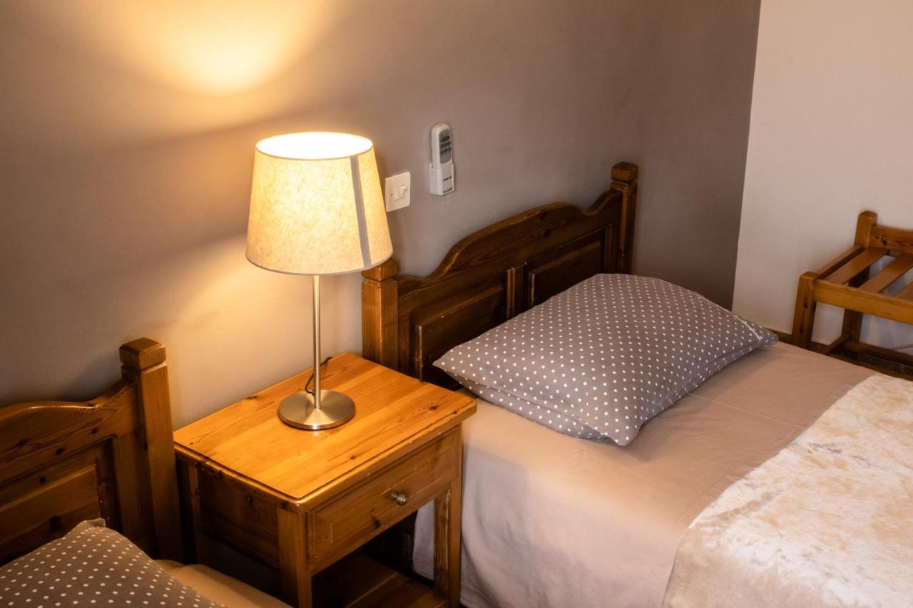Alli Meria Hotel Defkalion מראה חיצוני תמונה