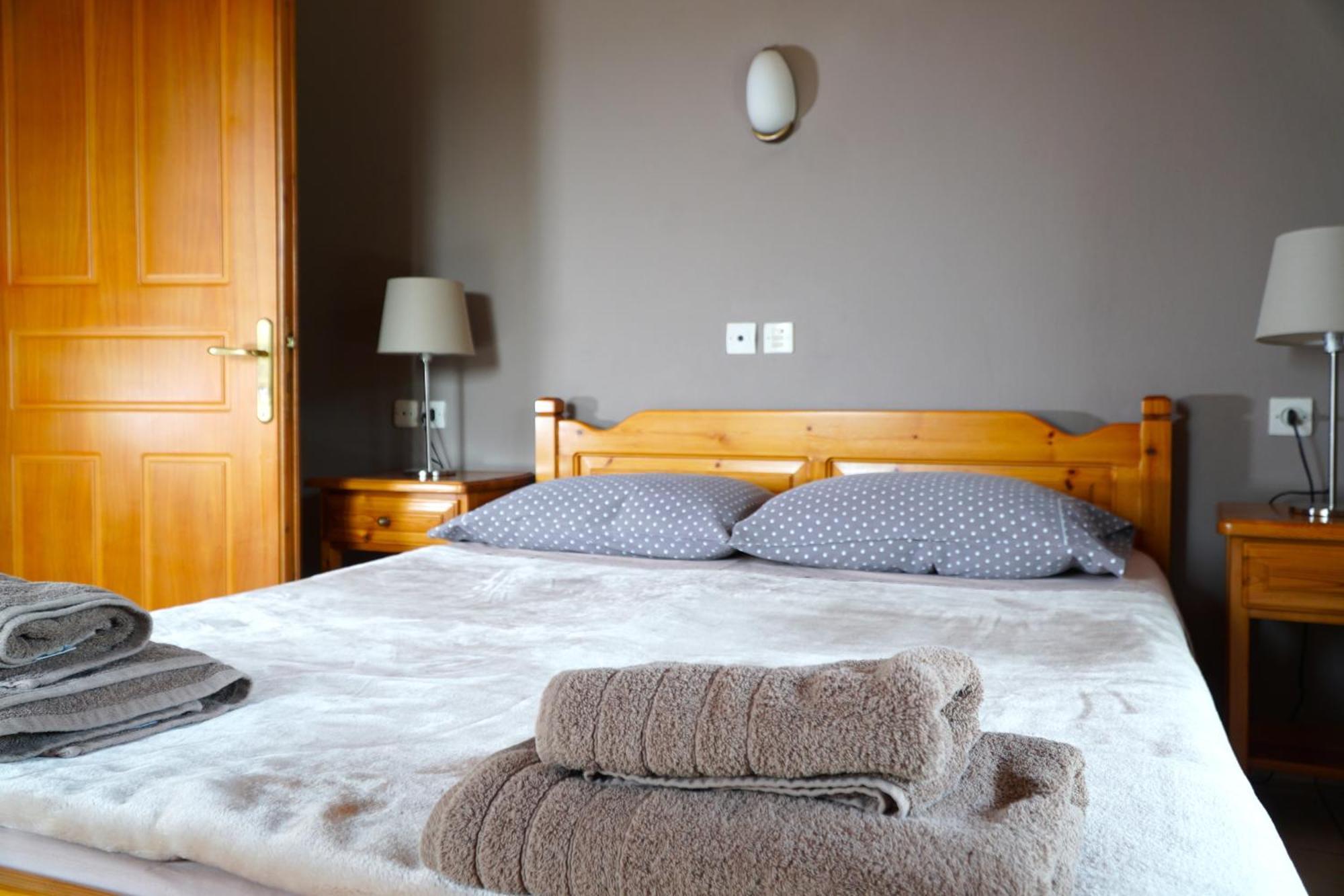 Alli Meria Hotel Defkalion מראה חיצוני תמונה