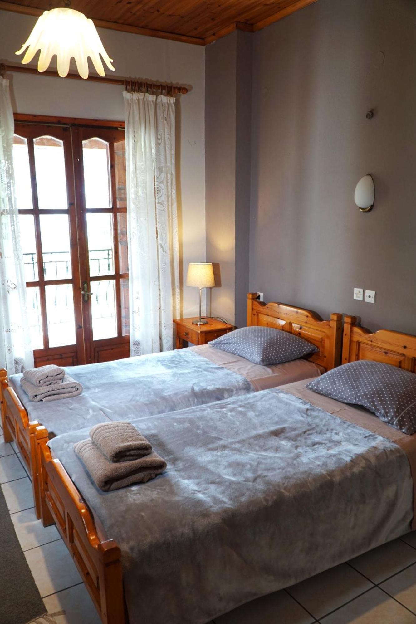 Alli Meria Hotel Defkalion מראה חיצוני תמונה
