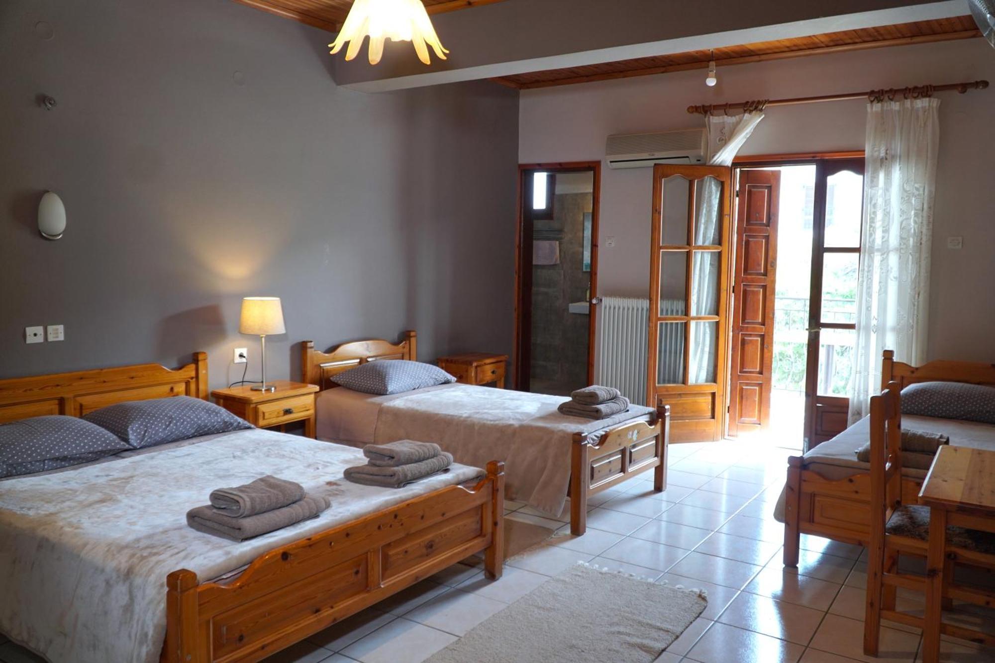 Alli Meria Hotel Defkalion מראה חיצוני תמונה